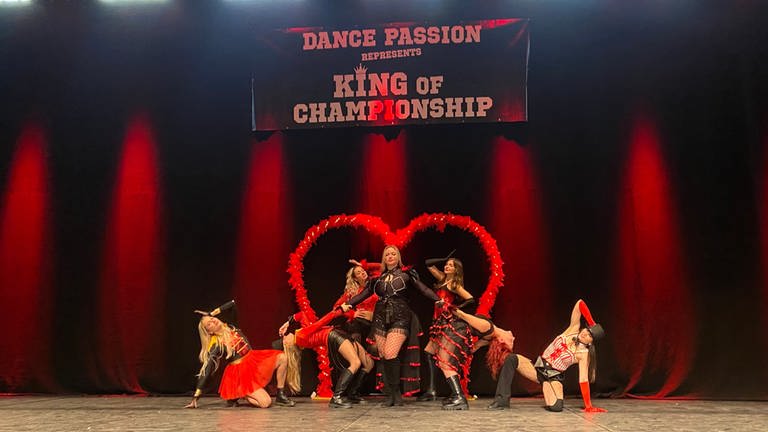 Auftritt Formation Bronx Sistas mit Tanzschule Dance Passion