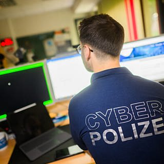 Polizei ermittelt Computerbetrüger in Karlsruhe