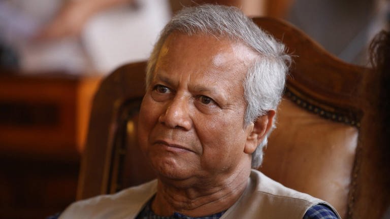 Portrait-Foto von Nobelpreisträger Muhammad Yunus (Foto: dpa Bildfunk, Picture Alliance)