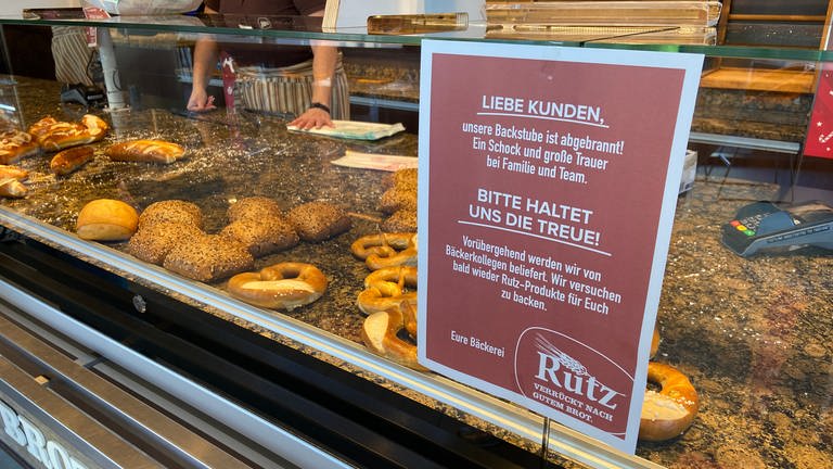 Die Theke einer Rutz -Bäckerei (Foto: SWR)
