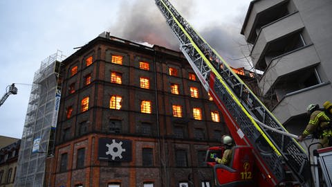 Das Gebäude ist aktut einsturtzgefährdet (Foto: PR-Video Priebe)