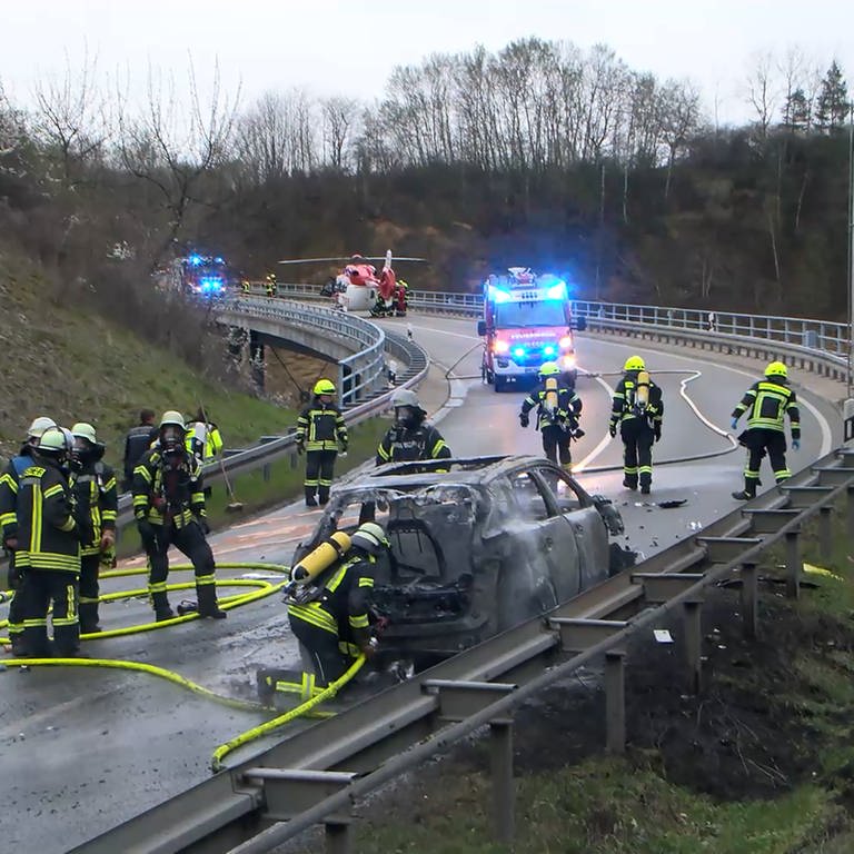 Bei einem Verkehrsunfall in Leimen (Rhein-Neckar-Kreis) ist ein 24-jähriger Motorradfahrer gestorben. (Foto: Priebe/pr-video)