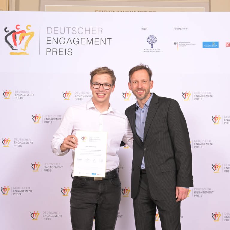 Paul Goldschmidt mit Auszeichnung (Foto: Deutscher Engagementpreis)
