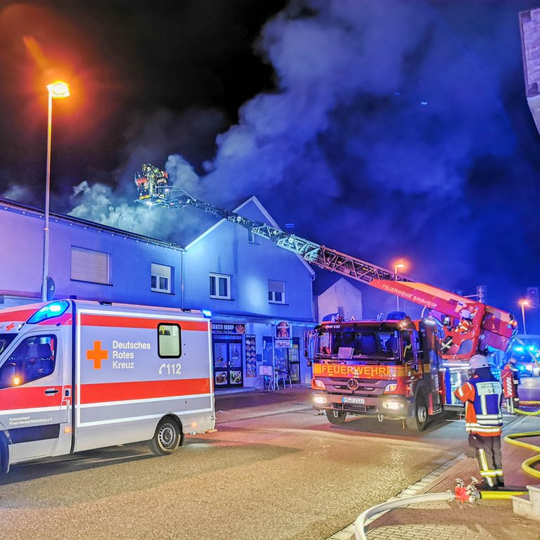 Wohnungsbrand in Sinsheim (Foto: Julian Buchner / EinsatzReport24)