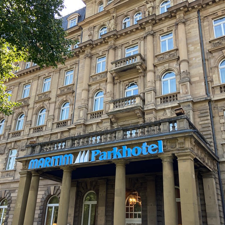 Die Außenfassade des Maritim Hotels in Mannheim (Foto: SWR)