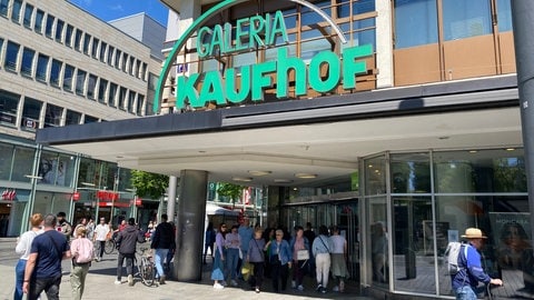 Die Filiale von Galeria Kaufhof am Mannheimer Paradeplatz soll Ende August 2024 schließen. (Foto: SWR)