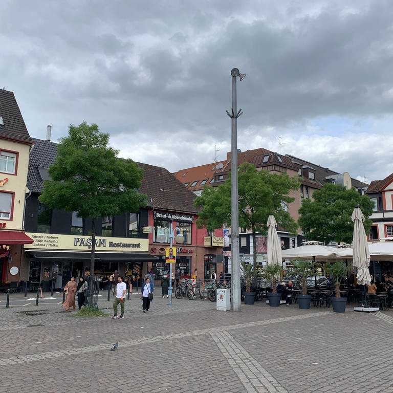 Der Mannheimer Marktplatz: Hier gibt es viele Grill-Restaurants.