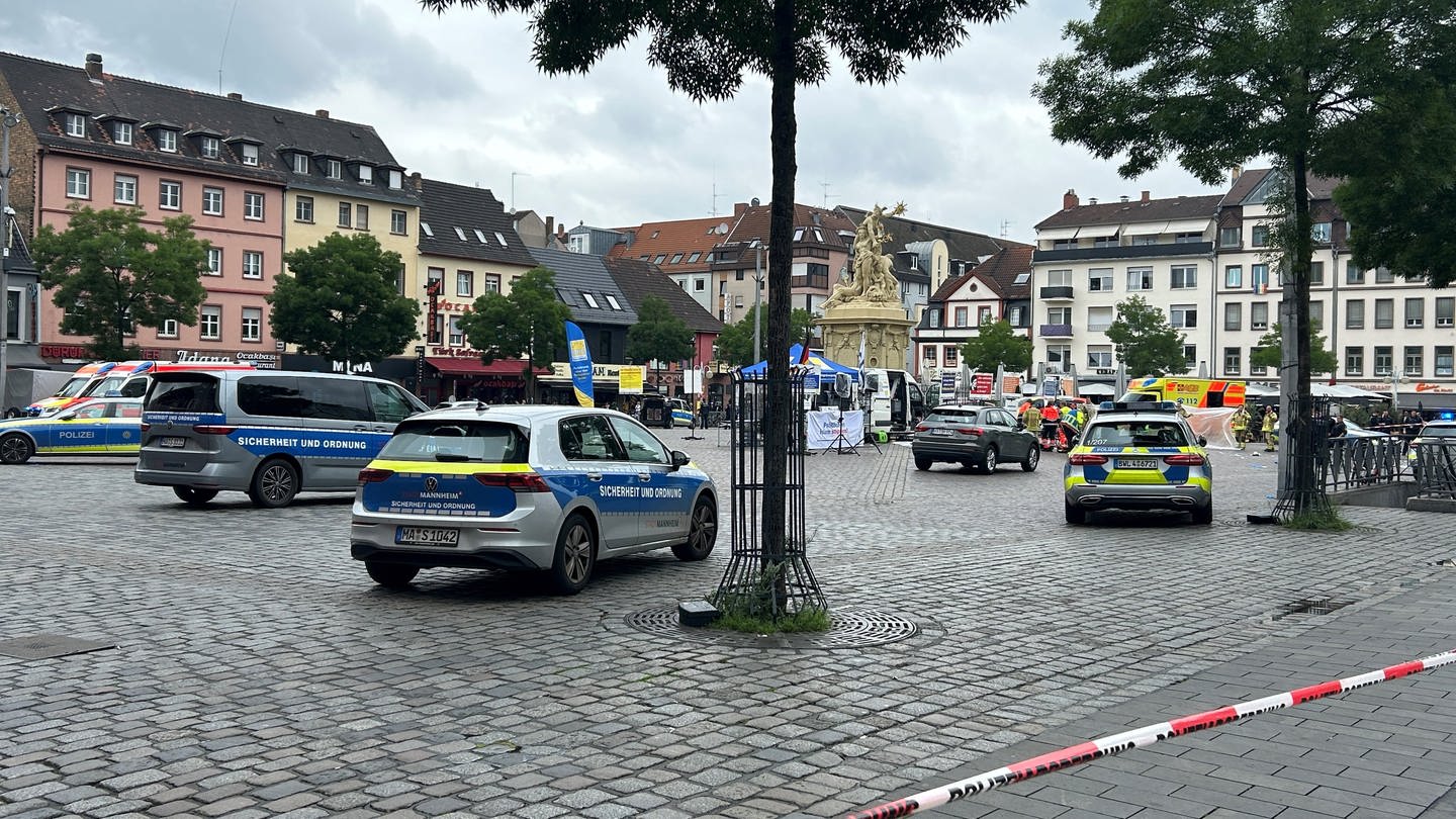 Knife assault in Mannheim: Police officer significantly injured
