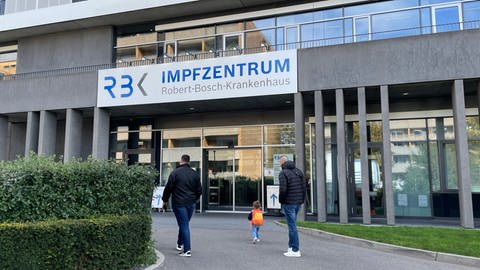 Das Impfzentrum des Robert-Bosch-Krankenhauses in Stuttgart hatte am 27. Dezember 2020 geöffnet und schließt nach 278 Betriebstagen am 30. September 2021. (Foto: SWR, Aita Koha)