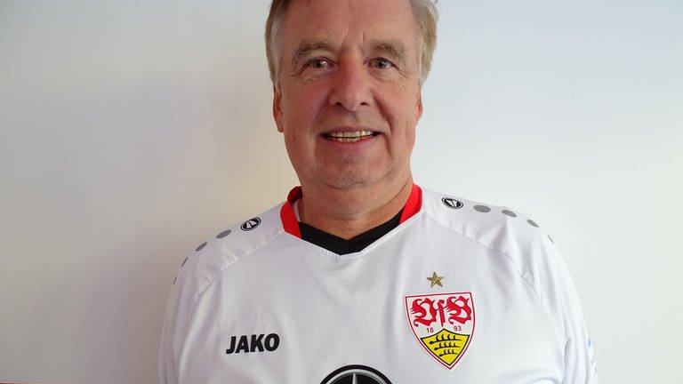 Der Vorsitzende des VfB-Fanclubs Rot-Weiße Schwaben Berkheim 1977 e.V., Joachim Schmid. (Foto: Rot-Weiße Schwaben Berkheim 1977 e.V.)