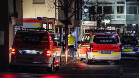 Einsatzfahrzeuge in der Innenstadt von Plochingen (Foto: SDMG / Kohls)