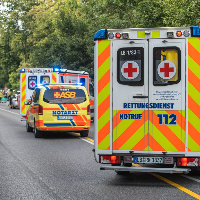 Bei einem schweren Verkehrsunfall auf einer Landesstraße bei Marbach kam ein Motorradfahrer ums leben. Drei weitere Beteiligte wurden schwer verletzt. (Foto: 7aktuell.de | Simon Adomat)