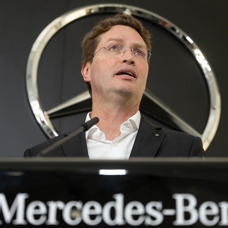 Der Chef des Stuttgarter Autobauers Mercedes blickt trotz der derzeitigen Krisen optimistisch auf das laufende Geschäftsjahr (Archivbild). (Foto: dpa Bildfunk, picture alliance/dpa | Marijan Murat)
