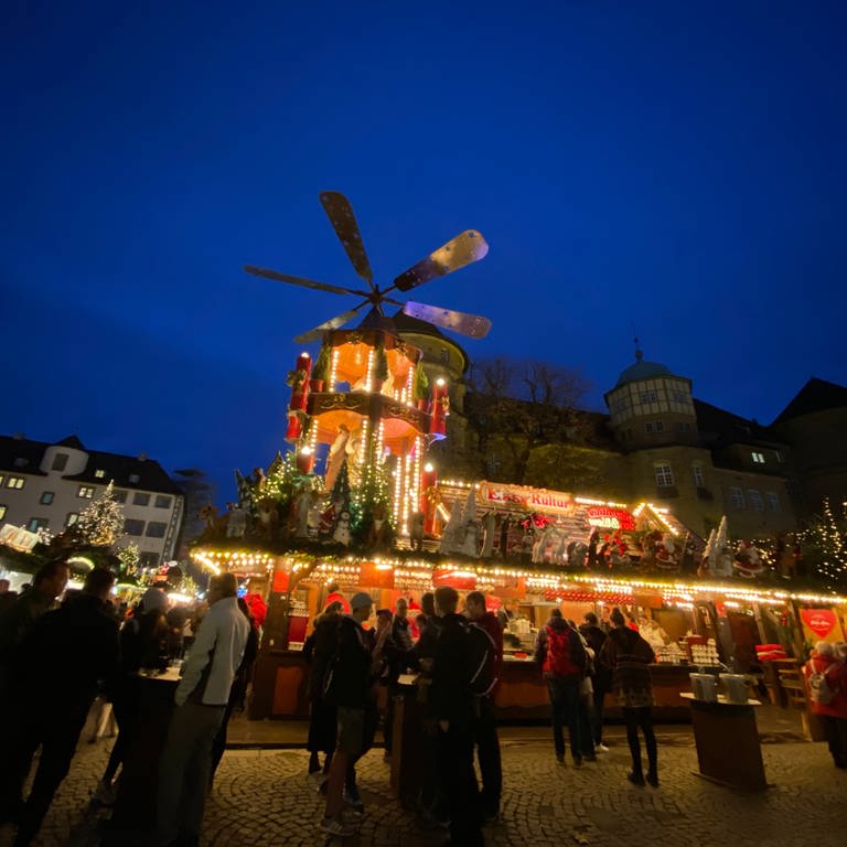 Weihnachtsmarkt Stuttgart 2022 Weihnachtspyramide