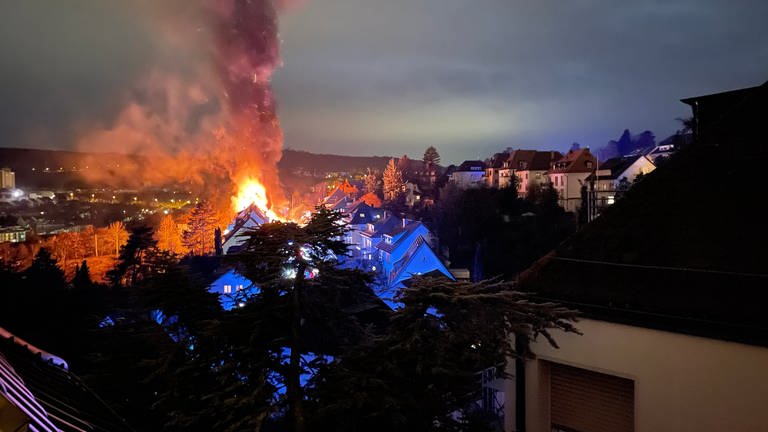 Durch eine Gasexplosion ist ein Wohnhaus in Stuttgart eingestürzt.  (Foto: SWR, Sissy Hertneck)