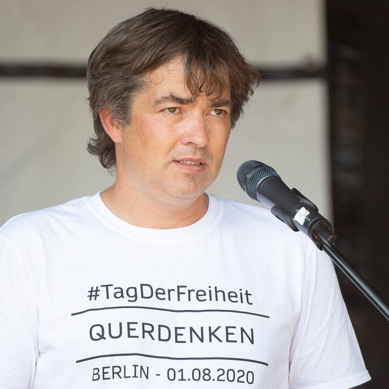 Der Gründer der "Querdenken"-Bewegung Michael Ballweg (Foto: dpa Bildfunk, picture alliance/dpa | Sebastian Gollnow)