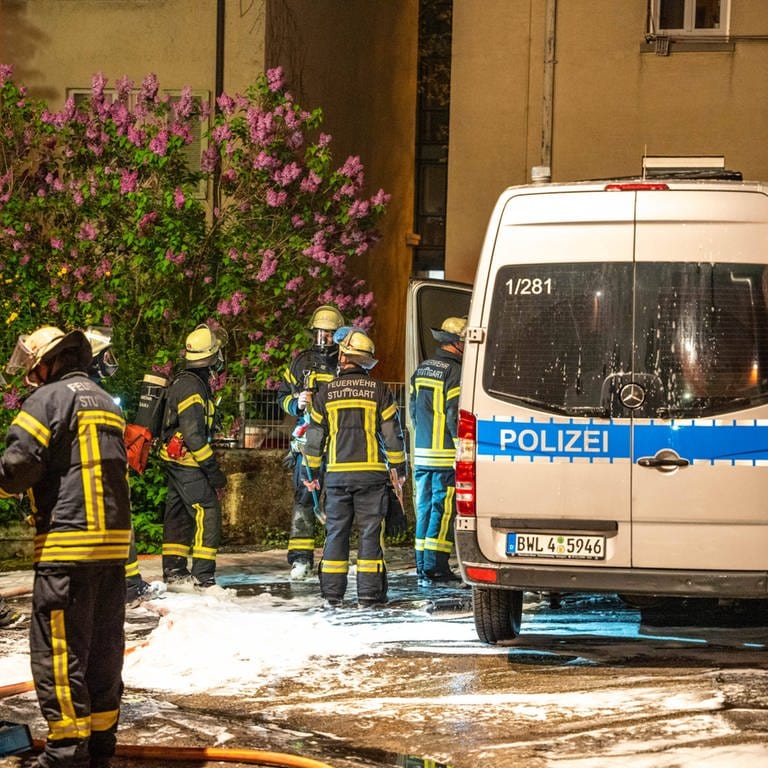 In Stuttgart-West brannte ein Polizeisprinter. (Foto: 7Aktuell)