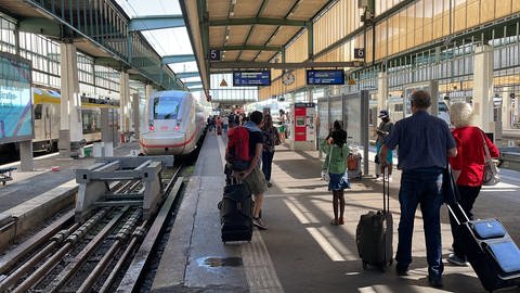 Am Stuttgarter Hauptbahnhof ist am 9. Juni weniger los als normalerweise an einem Freitag.