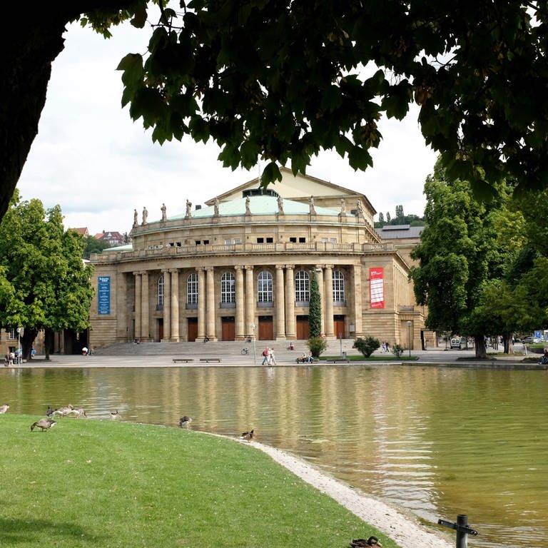 Die Stuttgarter Oper (Foto: dpa Bildfunk, picture alliance / Bernd Weissbrod)