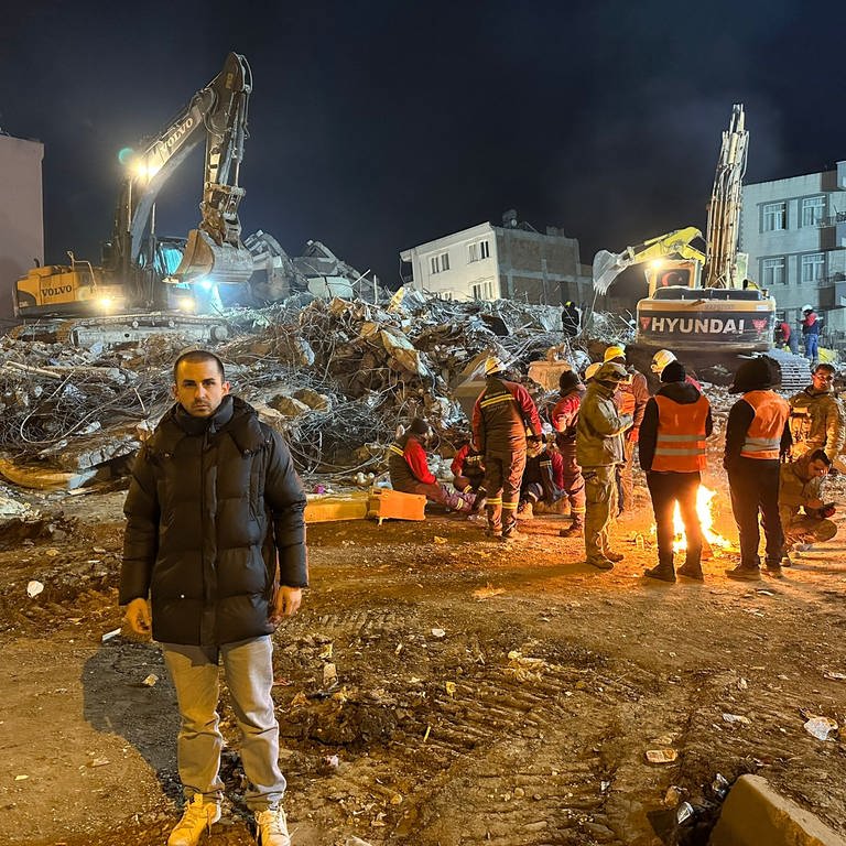 Serkan Eren von der Stuttgarter Hilfsorganisation STELP im Erdbebengebiet in der Türkei (Foto: Pressestelle, Hilfsorganisation STELP)