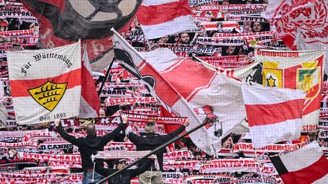Viel Begeisterung in Rot und Weiß auf den Rängen: Der Zuwachs an Anhängern des VfB Stuttgart merken derzeit auch die rund 500 Fanclubs.