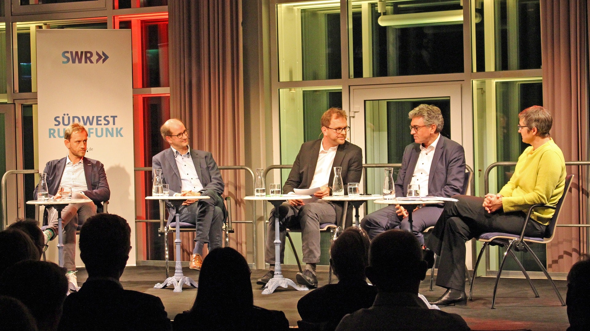 Live Mitschnitt Podiumsdiskussion Fachkraftemangel Swr Aktuell