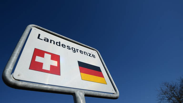 Die Schweiz hat wegen gestiegener Corona-Infektionen die Einsreisebestimmungen verschärft.  (Foto: dpa Bildfunk, Patrick Seeger)