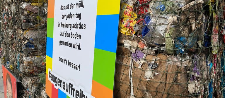 Freiburg will mit der Kampagne "augenauf! freiburg - gemeinsam für eine saubere Stadt" gegen Müll vorgehen. (Foto: SWR, Jasmin Bergmann)