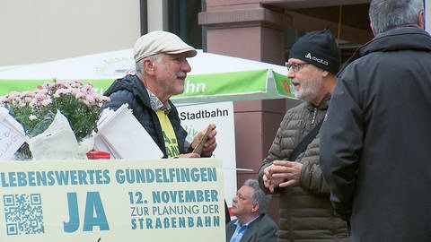 Erinnert an Wahlkampf: Infostände in Gundelfingen (Foto: SWR)