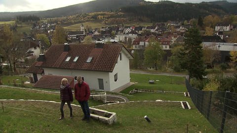 Ein Ehepaar aus Lenzkirch im Hochschwarzwald will in seinem Garten eine große Photovoltaikanlage bauen. Das Landratsamt hat zugestimmt. Aber in der Gemeinde regt sich Widerstand. (Foto: SWR)