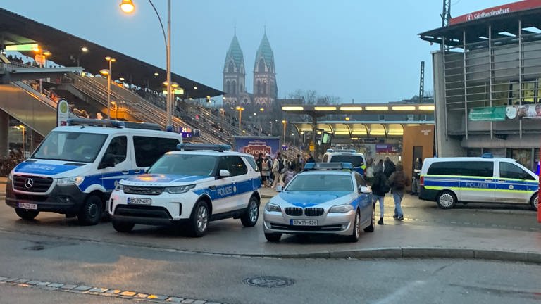 Freiburger Hauptbahnhof ist wegen eines verdächtigen Gegenstands gesperrt. (Foto: SWR)