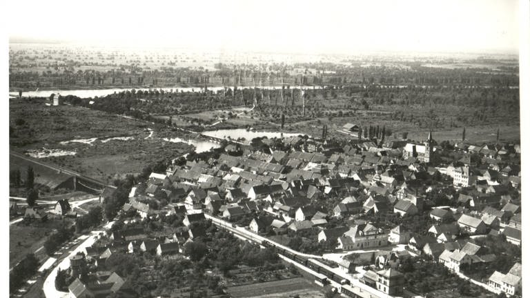 Historisches Bild aus dem Stadtarchiv von Neuenburg am Rhein (Foto: Pressestelle, Stadtarchiv Neuenburg am Rhein)
