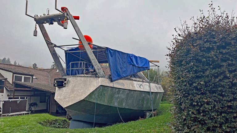 Zweimast-Segelyacht aus Au bei Freiburg seit 25 Jahren im Bau (Foto: SWR)