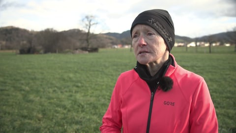 Brigitte Nidel läuft mit 76 Jahren der Konkurrenz davon. (Foto: SWR)