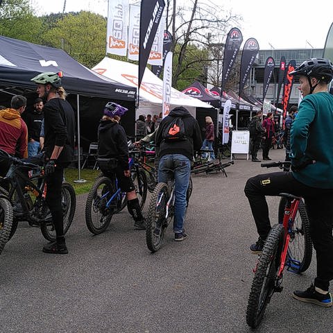 Drei Tage biken, testen, feiern mit 5.000 Fahrrad-Fans: das Bikefestival in Freiburg. (Foto: SWR)