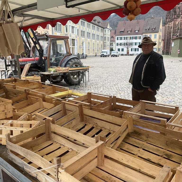 Leergefegter Münstermarkt in Freiburg - auch hier sind die Bauernproteste angekommen. (Foto: SWR, Christoph Ebner)