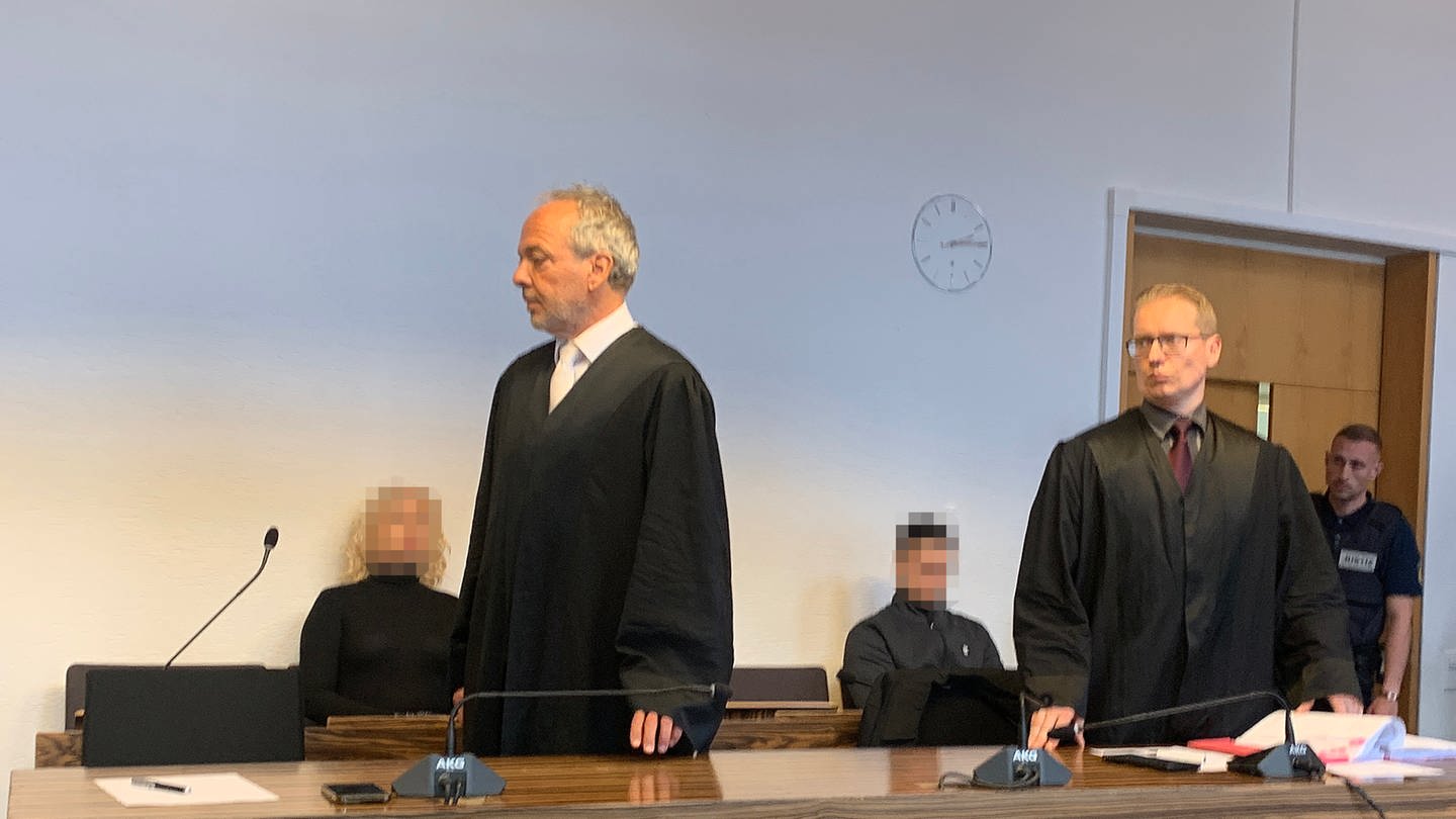 Die Verurteilten im Freiburger Mordprozess am 17.05.2024 (Foto: SWR)