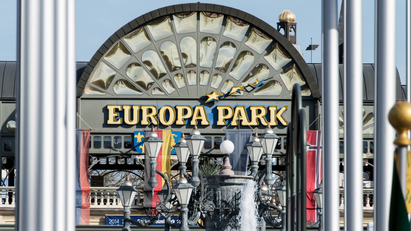 Der Eingang des Europa-Parks in Rust. (Foto: dpa Bildfunk, picture alliance/dpa | Patrick Seeger)