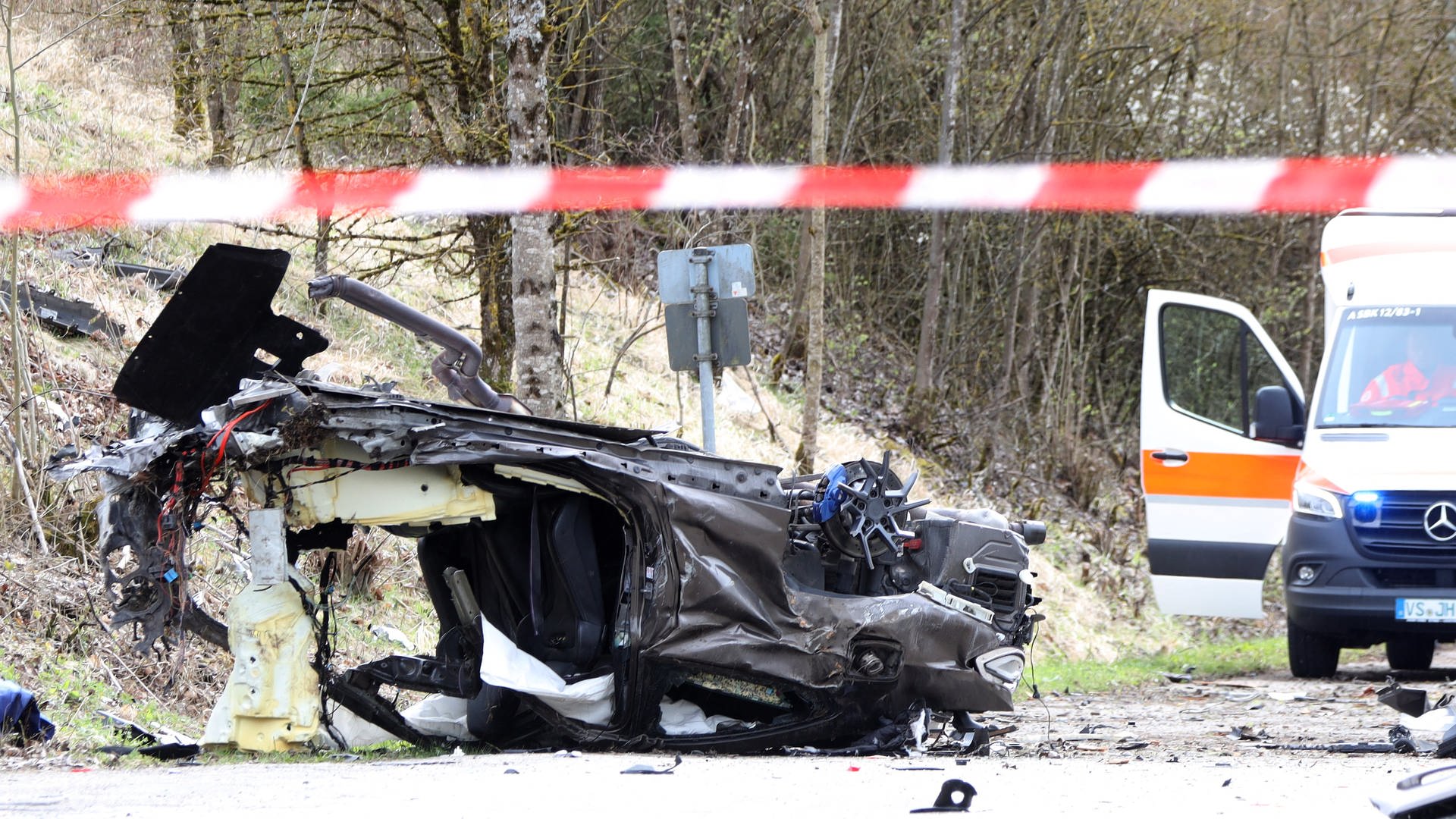 Unfall bei Villingen-Schwenningen: Zwei Autofahrer tot