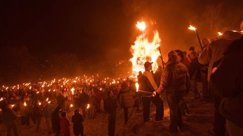 In Altensteig im Kreis Calw wird am Heiligabend das Fackelfeuer entzündet. (Foto: Stadt Altensteig/ Karl Lang)