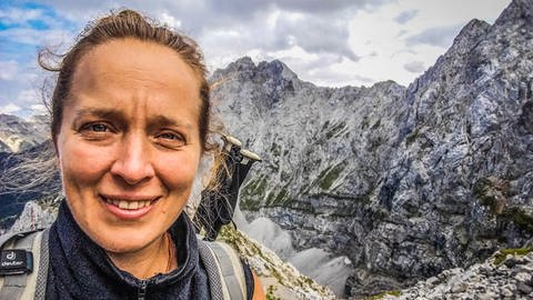 Martina Lachmuth sucht mit einer Gruppe ehrenamtlich nach Vermissten in den Bergen und fand schließlich den AfD-Kreisrat Kieninger aus Heidenheim (Foto: privat/Martina Lachmuth)