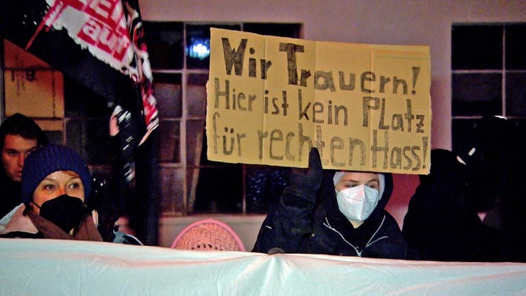 Demo gegen Hass nach Messerangriff gegen Mädchen in Illerkirchberg (Foto: SWR)
