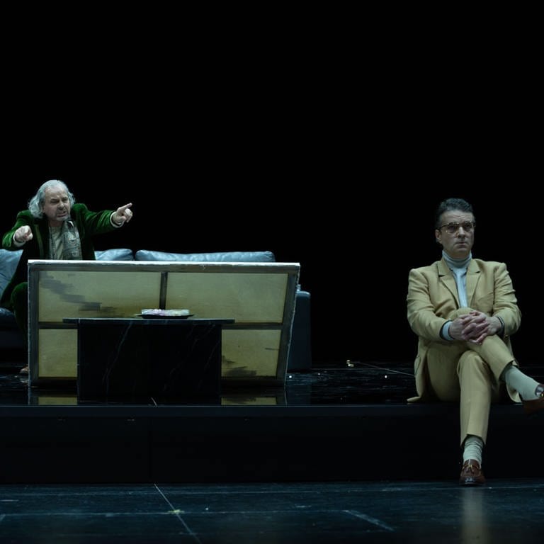 Die drei Schauspieler auf der Bühne (Foto: Pressestelle, Theater Ulm)