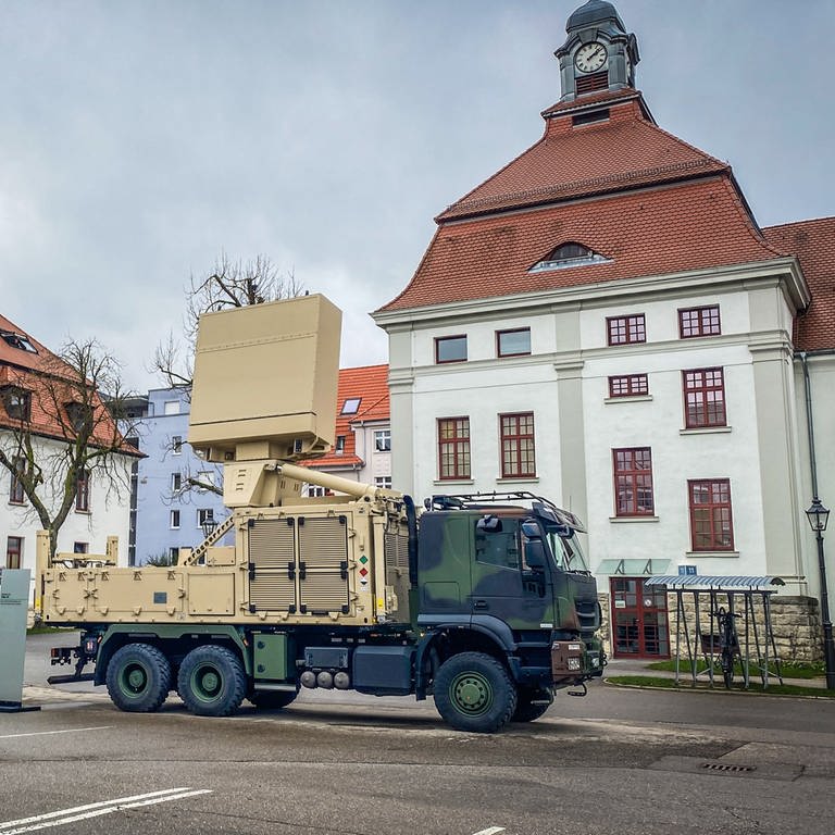 Das Radar trägt dazu bei, dass die Geschäfte bei Hensoldt gut laufen. Es ist in der Ukraine im Einsatz.  (Foto: SWR, Volker Wüst)