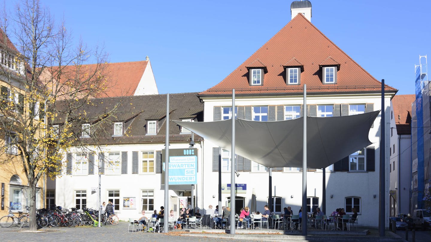 Haupteingang des Ulmer Museums: Wegen eines umfangreichen Umbaus schließt das Museum Ulm am 17. April 2023 (Archivbild). (Foto: IMAGO, IMAGO / Volker Preußer)