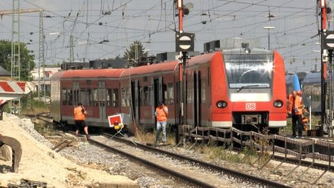 Bundespolizei ermittelt wegen Zug-Entgleisung am Bahnhof Nördlingen (Foto: Bayerischer Rundfunk, Tobias Hildebrandt)