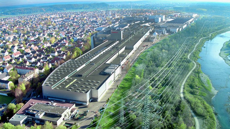 Luftbild des Wieland-Werk in Vöhringen: Wieland investiert 80 Millionen in ein hochmodernes Kupferrecyclingzentrum (Foto: Pressestelle, Wieland Werke)