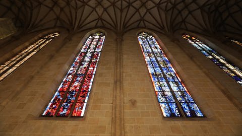 Neue Glasfenster im Ulmer Münster (Foto: z-media Ralf Zwiebler)