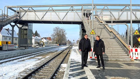 Neuer Laufsteg Bahnhof Senden Illertalbahn SWR und DB