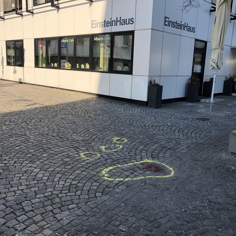 Die Gewerkschaft der Polizei zeigt sich angesichts der Tat auf dem Ulmer Kornhausplatz erschüttert. (Foto: SWR, Martin Miecznik)